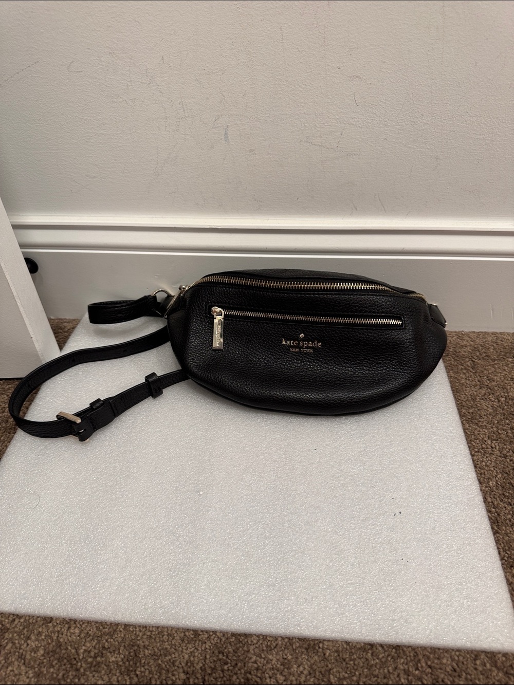 kate spade black pebbled leather belt crossbody bag fanny pack
